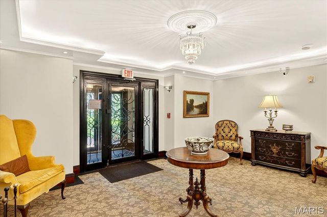 4540 Lindell Boulevard 102, St Louis, MO 63108