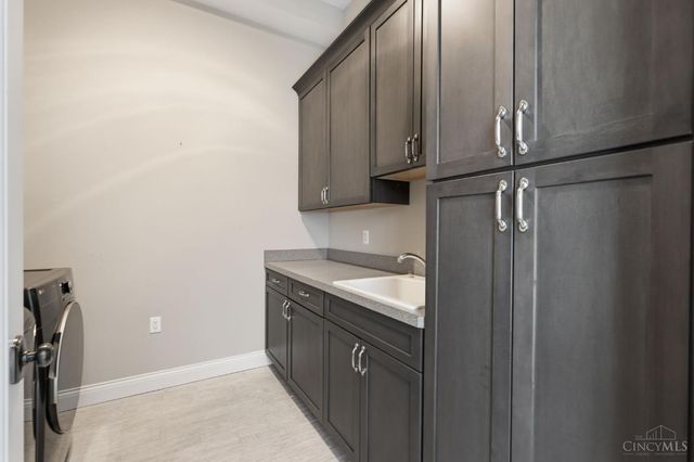 1329 Republic Street, Cincinnati, OH 45202