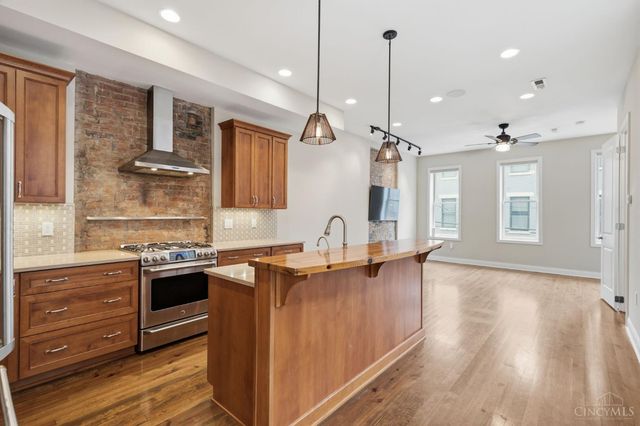 1329 Republic Street, Cincinnati, OH 45202