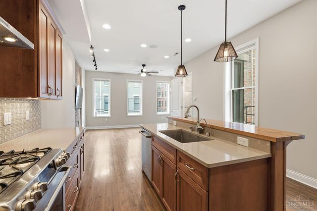 1329 Republic Street, Cincinnati, OH 45202