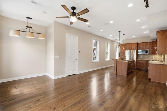 1329 Republic Street, Cincinnati, OH 45202