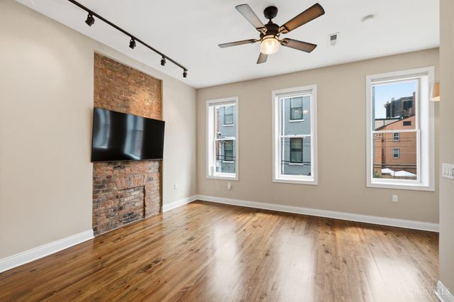 1329 Republic Street, Cincinnati, OH 45202