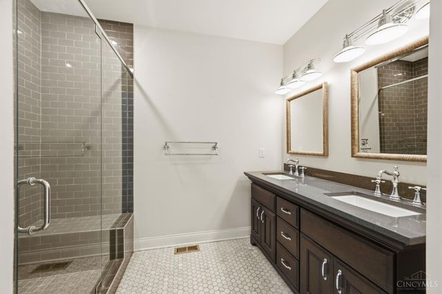 1329 Republic Street, Cincinnati, OH 45202