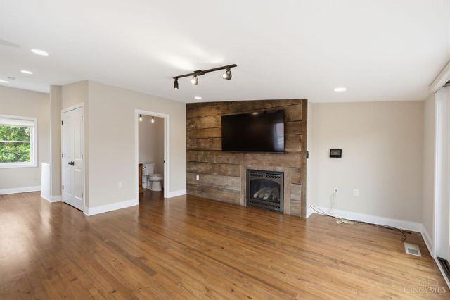 1329 Republic Street, Cincinnati, OH 45202