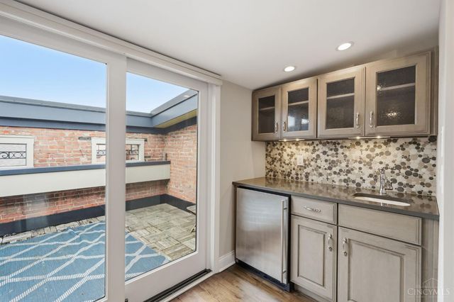 1329 Republic Street, Cincinnati, OH 45202