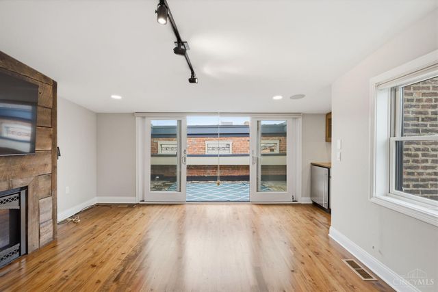 1329 Republic Street, Cincinnati, OH 45202