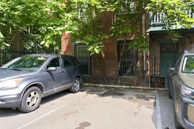 1329 Republic Street, Cincinnati, OH 45202