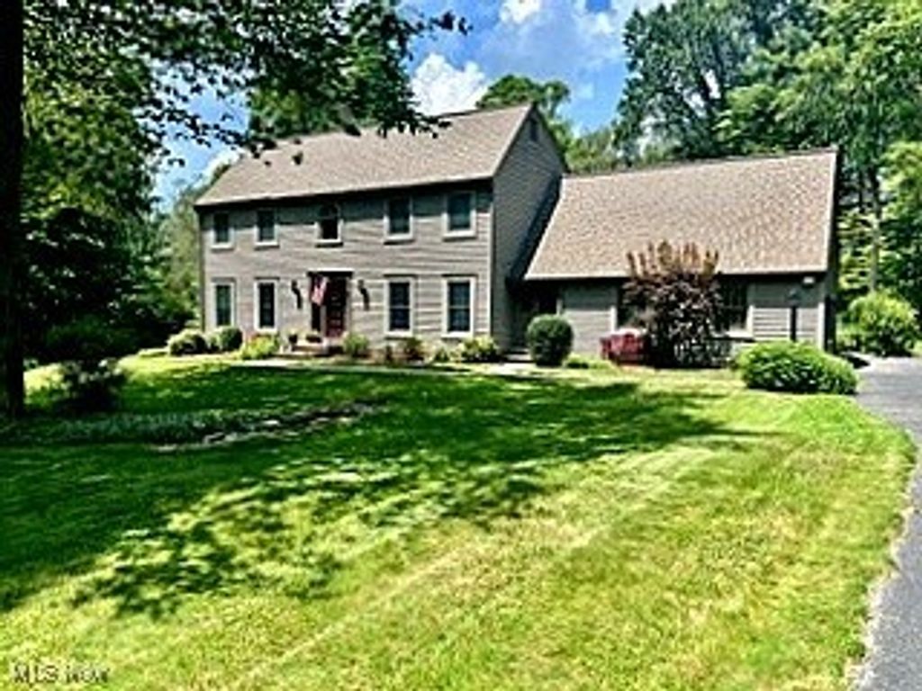 1750 Valley Pky, Broadview Heights, OH 44147