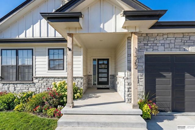 11702 S 189th Street, Gretna, NE 68022