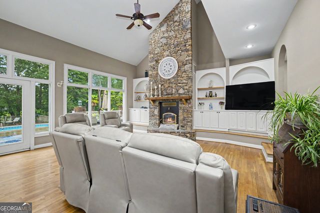 13700 Hughes Crossing, Hampton, GA 30228