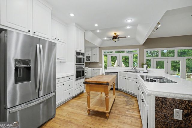 13700 Hughes Crossing, Hampton, GA 30228