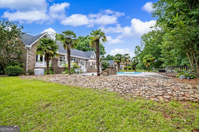 13700 Hughes Crossing, Hampton, GA 30228