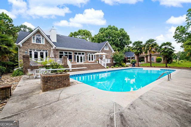 13700 Hughes Crossing, Hampton, GA 30228