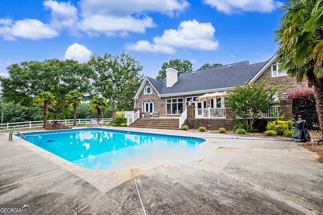 13700 Hughes Crossing, Hampton, GA 30228