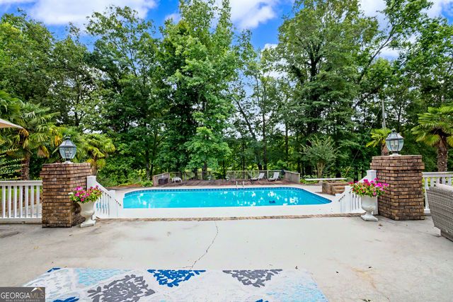 13700 Hughes Crossing, Hampton, GA 30228