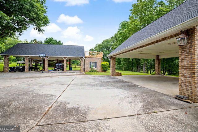 13700 Hughes Crossing, Hampton, GA 30228
