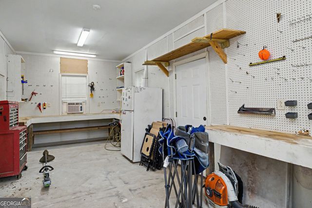 13700 Hughes Crossing, Hampton, GA 30228