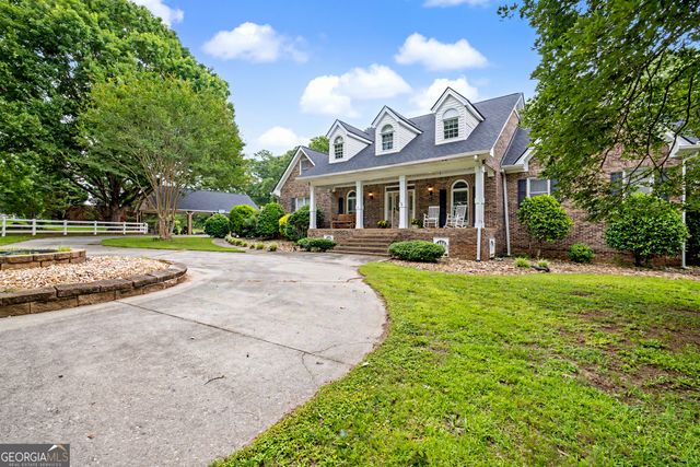 13700 Hughes Crossing, Hampton, GA 30228