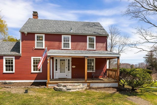 16 Marsh Lane, Hampton Falls, NH 03844