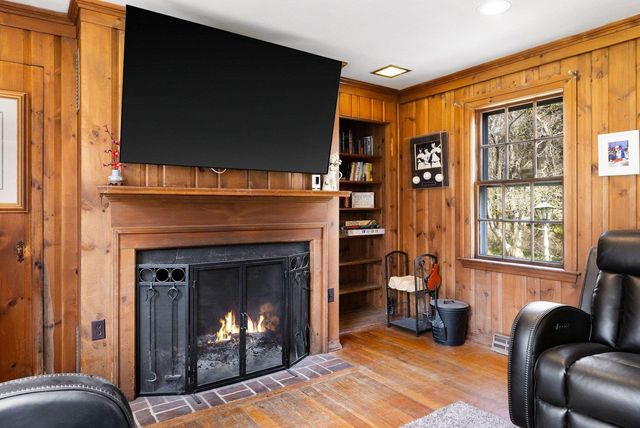 16 Marsh Lane, Hampton Falls, NH 03844