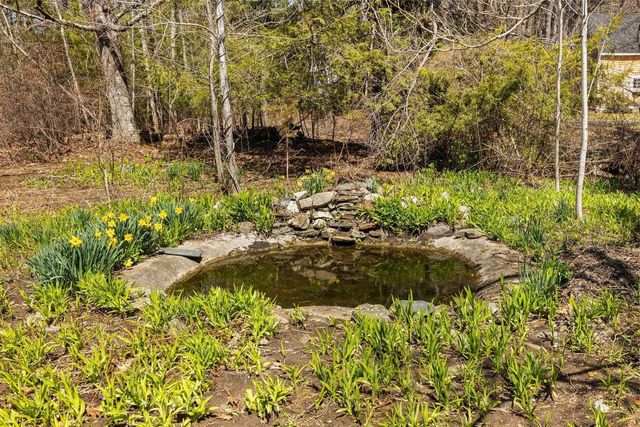 16 Marsh Lane, Hampton Falls, NH 03844
