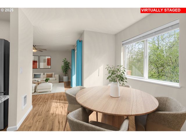 10660 Sw DAVIES Rd 40, Beaverton, OR 97008