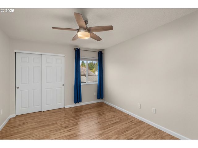 10660 Sw DAVIES Rd 40, Beaverton, OR 97008