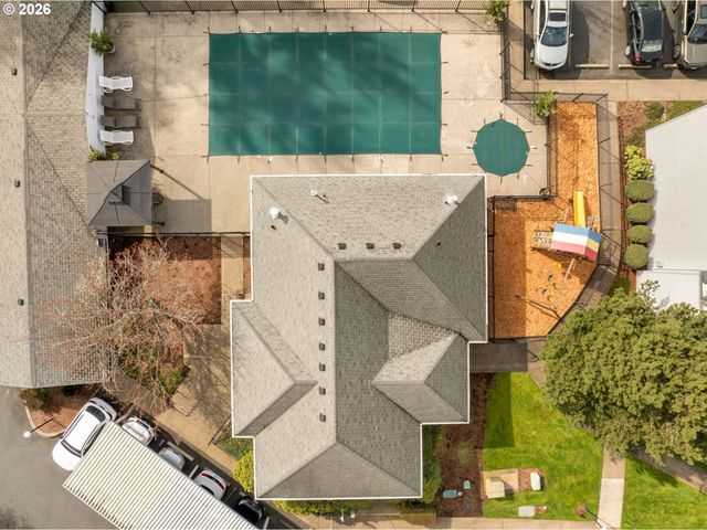 10660 Sw DAVIES Rd 40, Beaverton, OR 97008