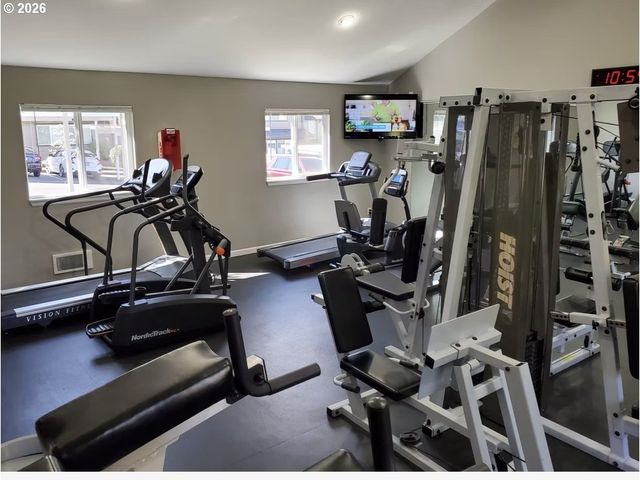 10660 Sw DAVIES Rd 40, Beaverton, OR 97008