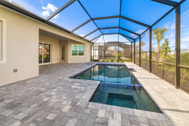 5613 LIGHTNING WHELK LANE, Lakewood Ranch, FL 34211