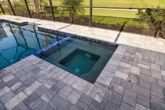 5613 LIGHTNING WHELK LANE, Lakewood Ranch, FL 34211