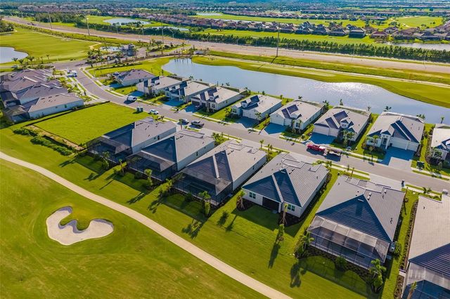 5613 LIGHTNING WHELK LANE, Lakewood Ranch, FL 34211