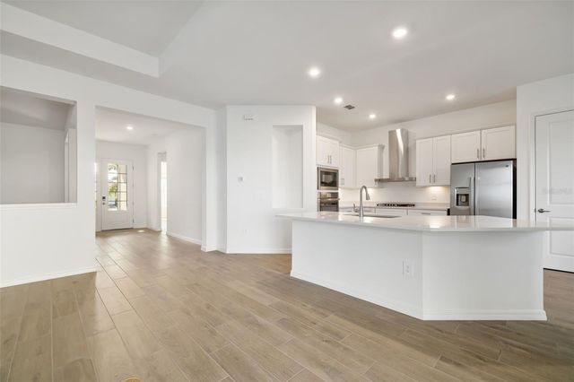 5613 LIGHTNING WHELK LANE, Lakewood Ranch, FL 34211