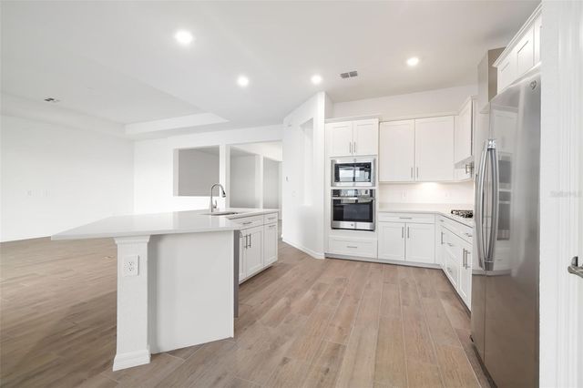 5613 LIGHTNING WHELK LANE, Lakewood Ranch, FL 34211