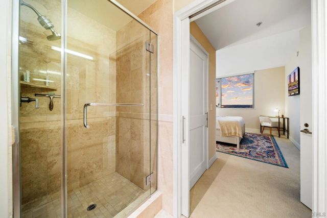 700 W E St 1502, San Diego, CA 92101