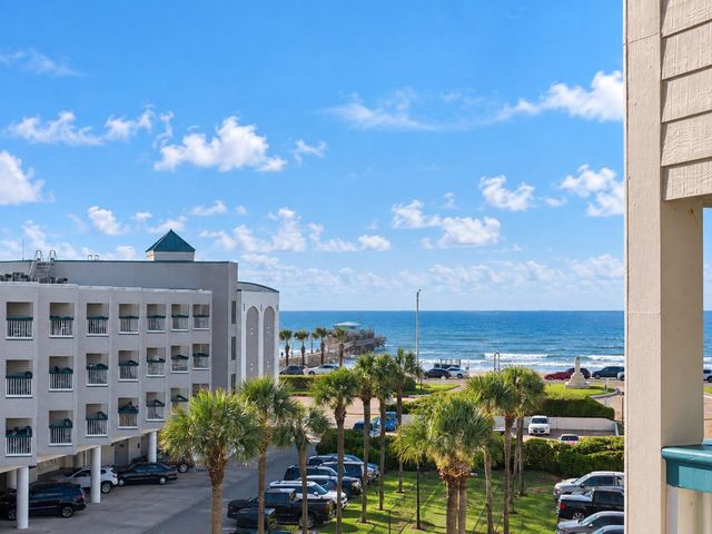 6102 Seawall Boulevard 393, Galveston, TX 77551