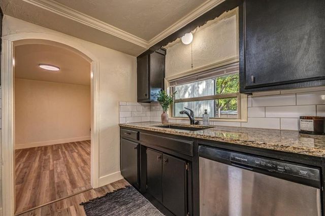 1805 E University Avenue, Guthrie, OK 73044