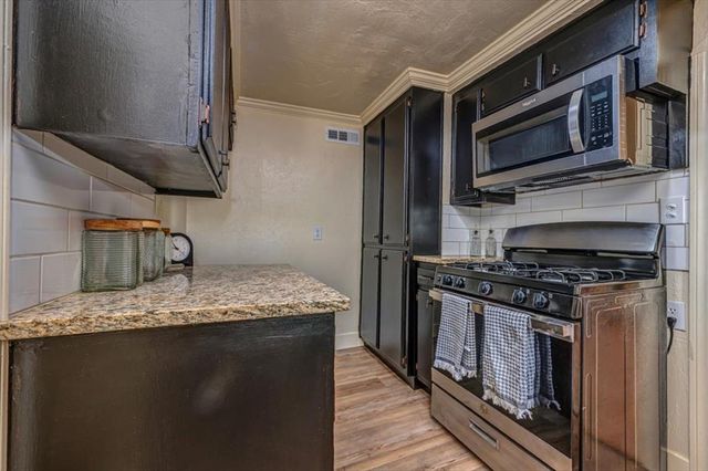 1805 E University Avenue, Guthrie, OK 73044