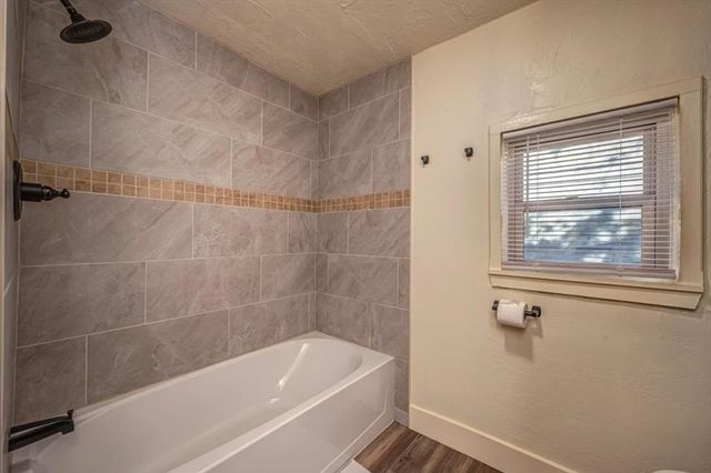 1805 E University Avenue, Guthrie, OK 73044