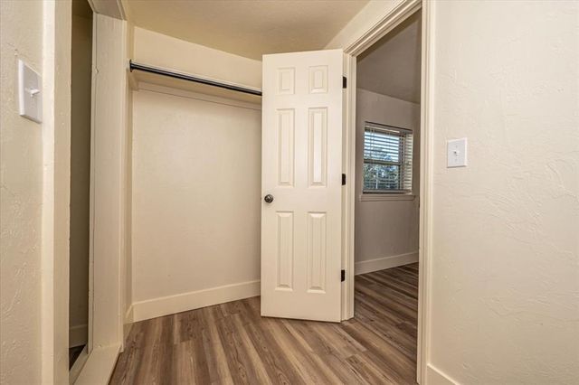 1805 E University Avenue, Guthrie, OK 73044