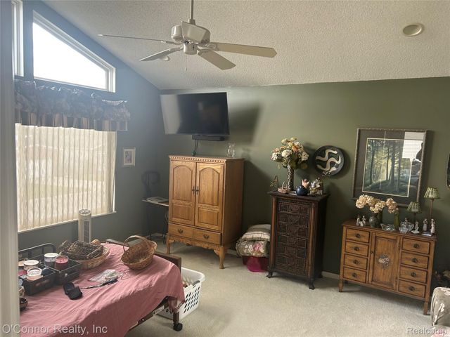 821 Crystal Lane, Marysville, MI 48040