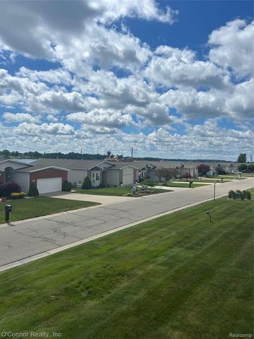 821 Crystal Lane, Marysville, MI 48040