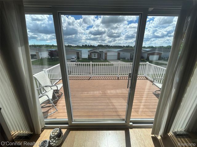 821 Crystal Lane, Marysville, MI 48040