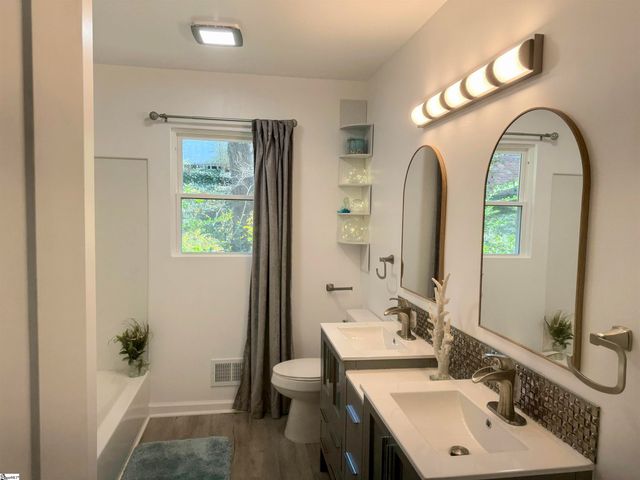 128 Applewood Lane, Spartanburg, SC 29307