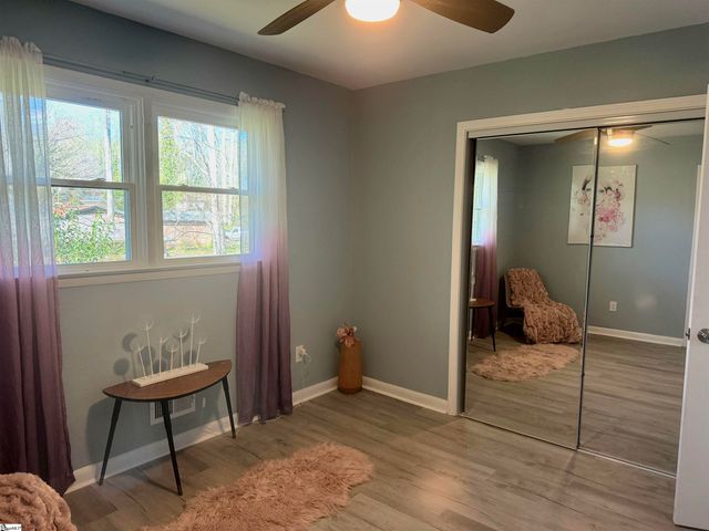 128 Applewood Lane, Spartanburg, SC 29307