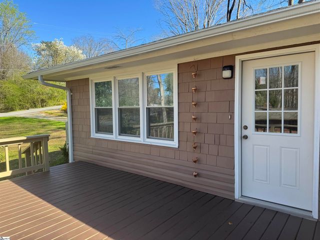 128 Applewood Lane, Spartanburg, SC 29307