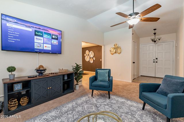 3911 W DESERT COVE Avenue, Phoenix, AZ 85029