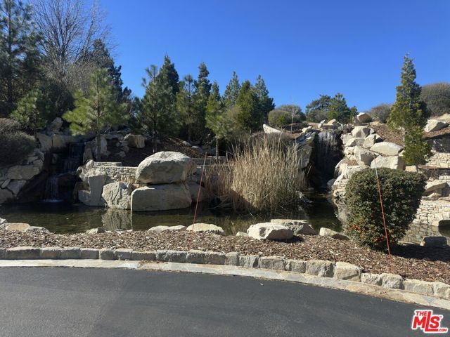101 Mill Pond Road, Lake Arrowhead, CA 92352
