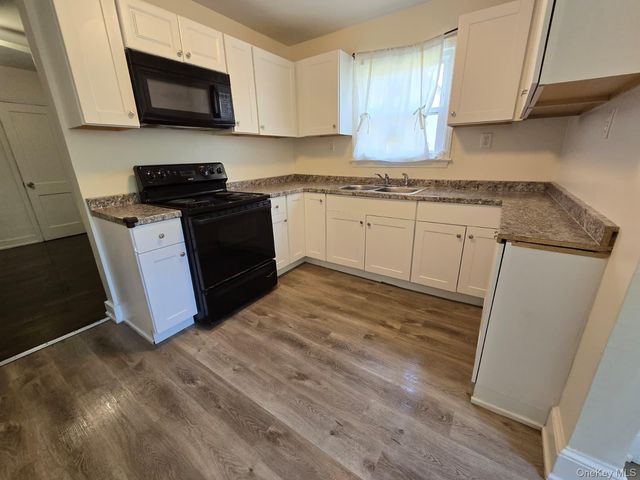 42 Quassaick Avenue, New Windsor, NY 12553