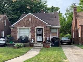 12090 Engleside Street, Detroit, MI 48205